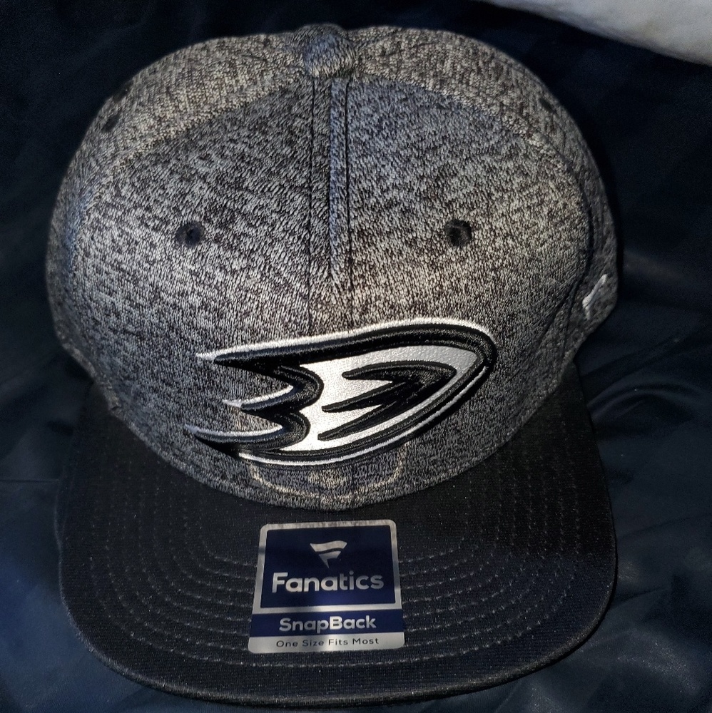 ANAHEIM DUCKS HAT